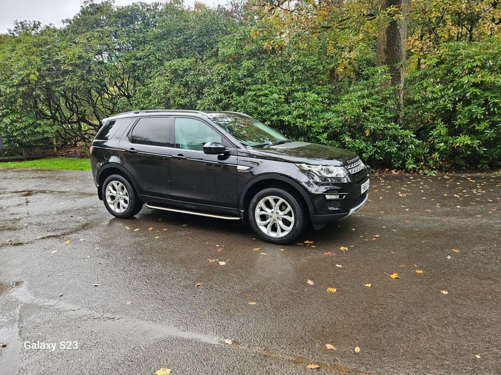 Used Land Rover Discovery Sport 2017 for sale - 76267289: Photo 6