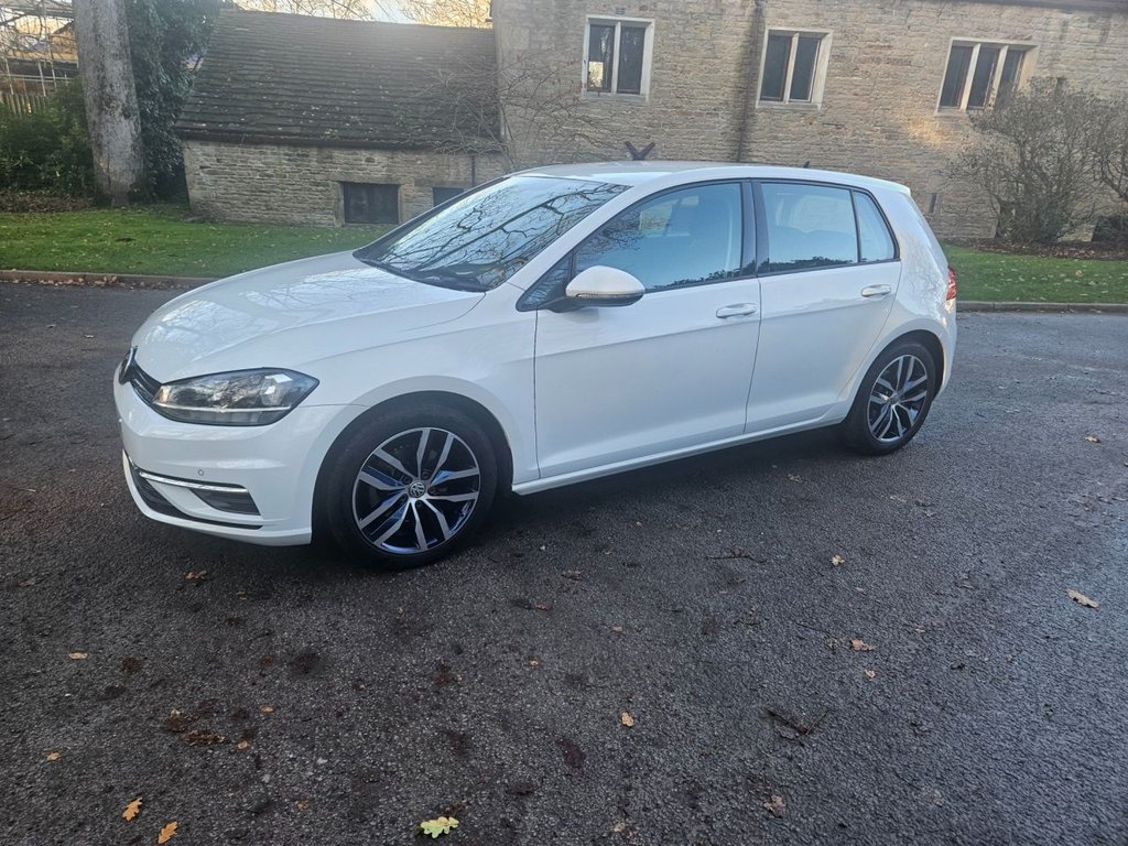 Used Volkswagen Golf 2017 for sale - 76632135: Photo 16