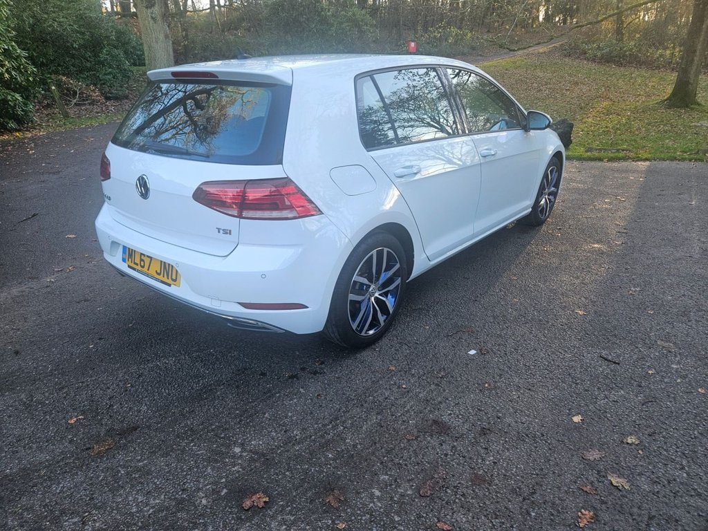 Used Volkswagen Golf 2017 for sale - 76632135: Photo 32