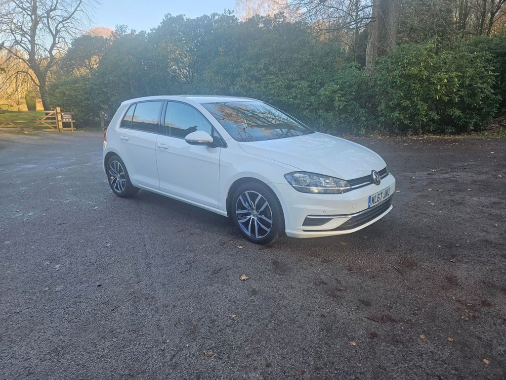 Used Volkswagen Golf 2017 for sale - 76632135: Photo 4