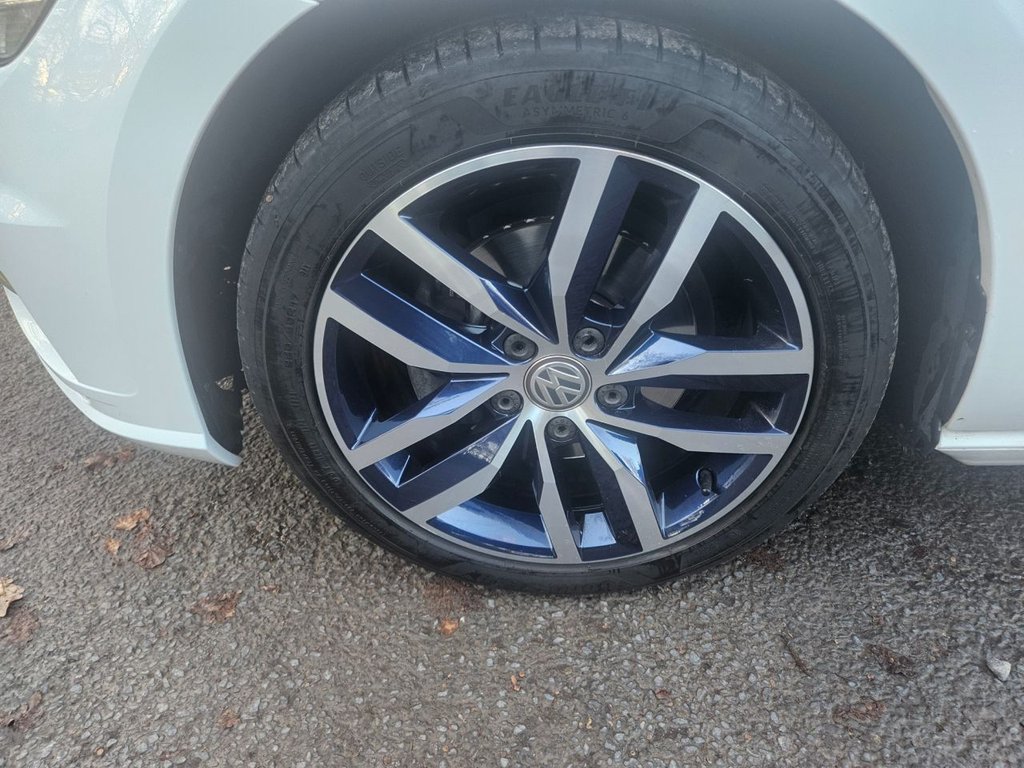 Used Volkswagen Golf 2017 for sale - 76632135: Photo 43