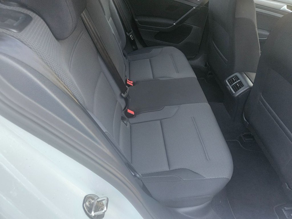 Used Volkswagen Golf 2017 for sale - 76632135: Photo 48