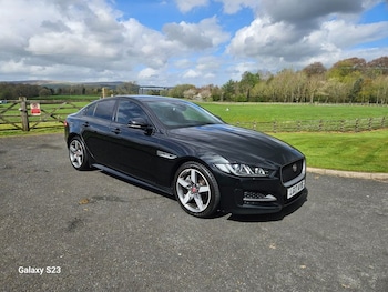 Used Jaguar XE 2017 for sale - 78271548: Photo