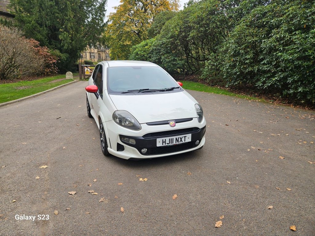 Used Abarth Punto Evo 2011 for sale - 76376323: Photo 15