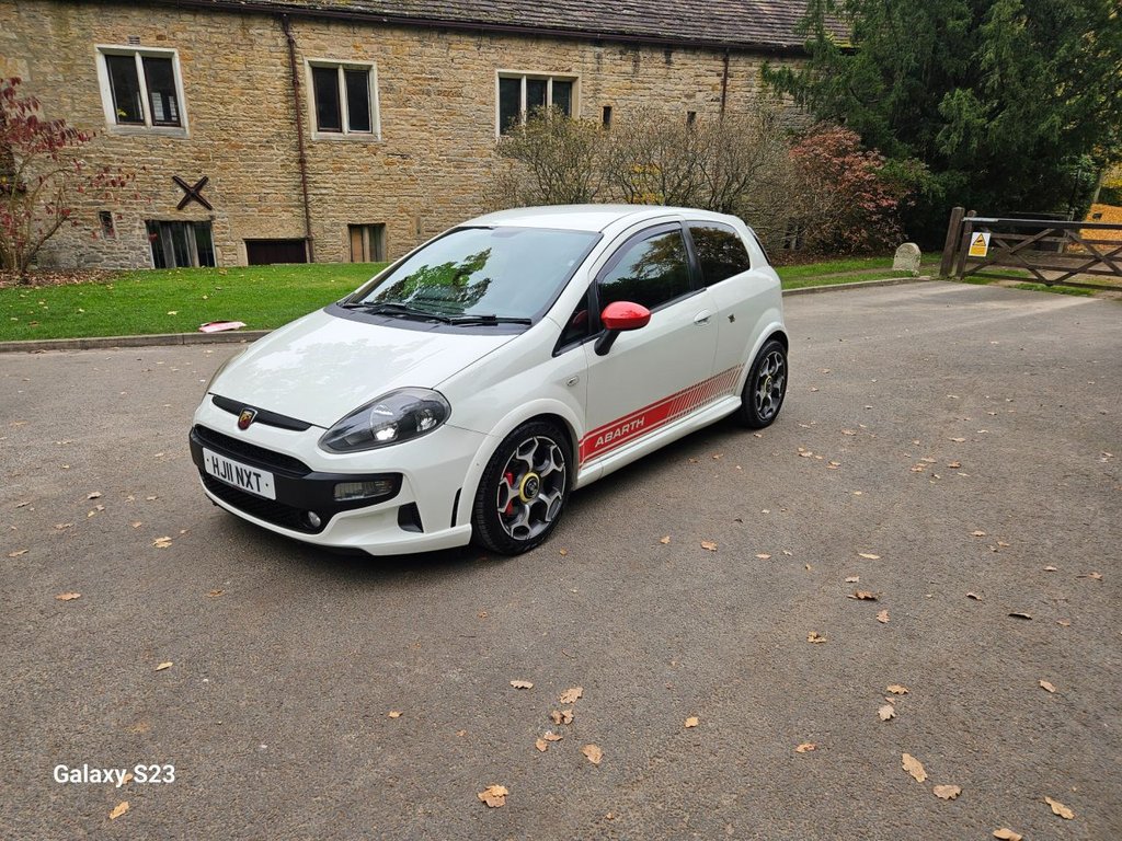 Used Abarth Punto Evo 2011 for sale - 76376323: Photo 19
