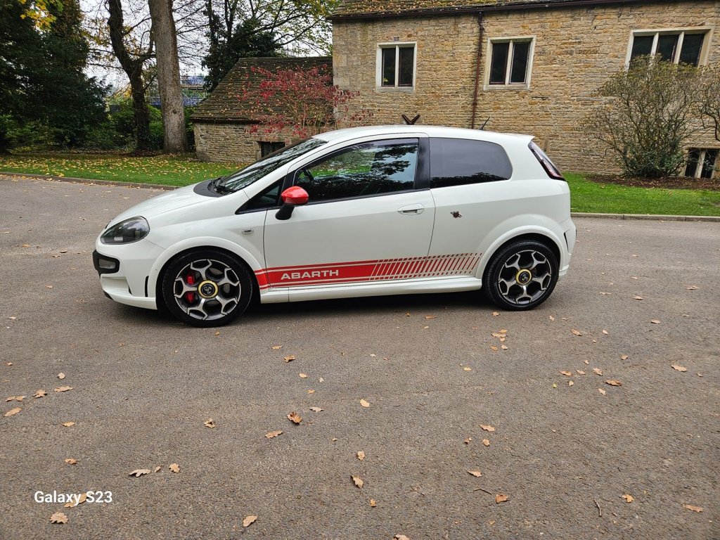 Used Abarth Punto Evo 2011 for sale - 76376323: Photo 26