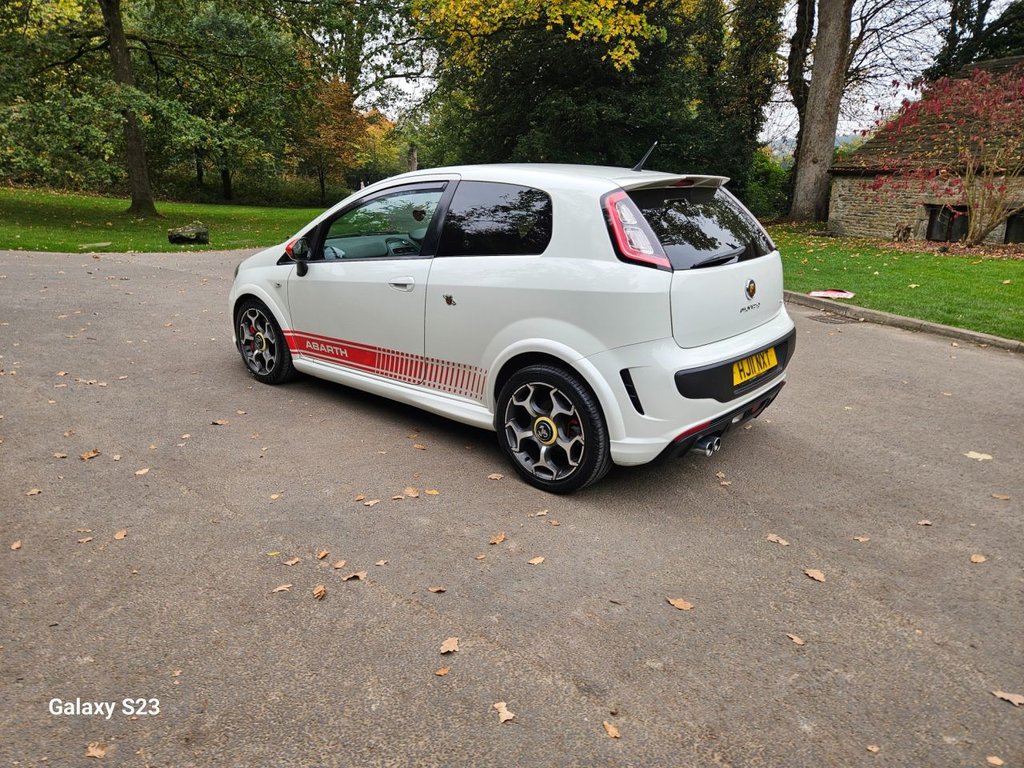 Used Abarth Punto Evo 2011 for sale - 76376323: Photo 31