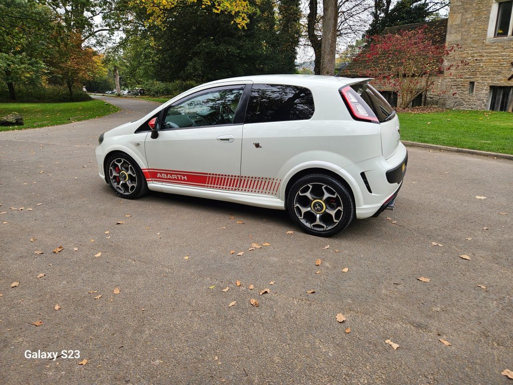 Used Abarth Punto Evo 2011 for sale - 76376323: Photo 33