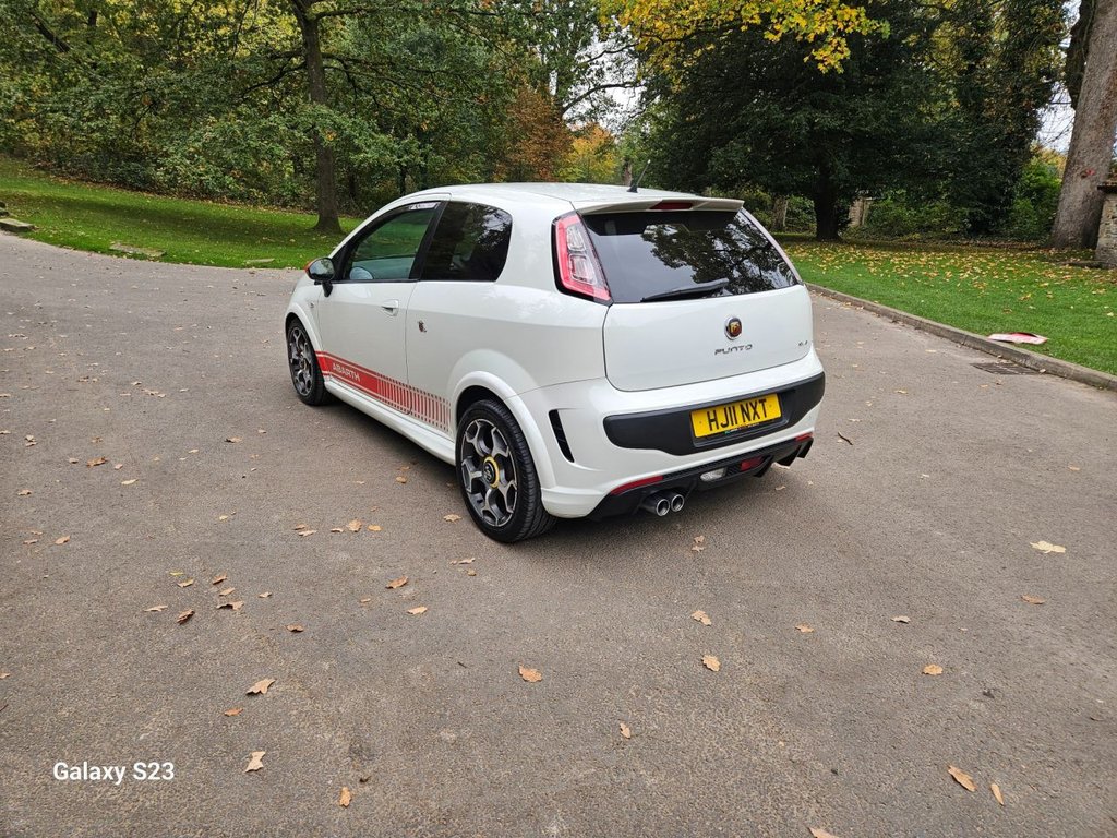 Used Abarth Punto Evo 2011 for sale - 76376323: Photo 35