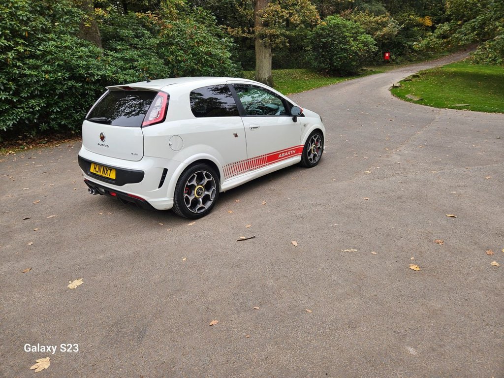 Used Abarth Punto Evo 2011 for sale - 76376323: Photo 44