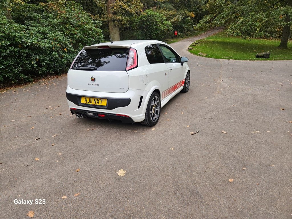 Used Abarth Punto Evo 2011 for sale - 76376323: Photo 45