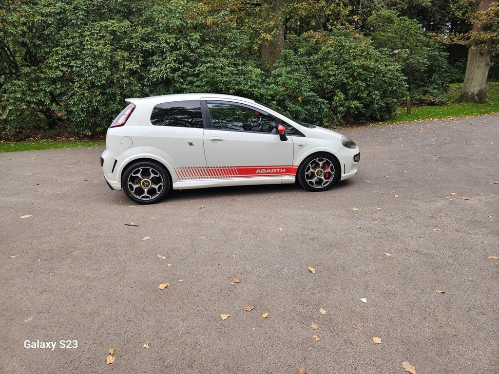 Used Abarth Punto Evo 2011 for sale - 76376323: Photo 48