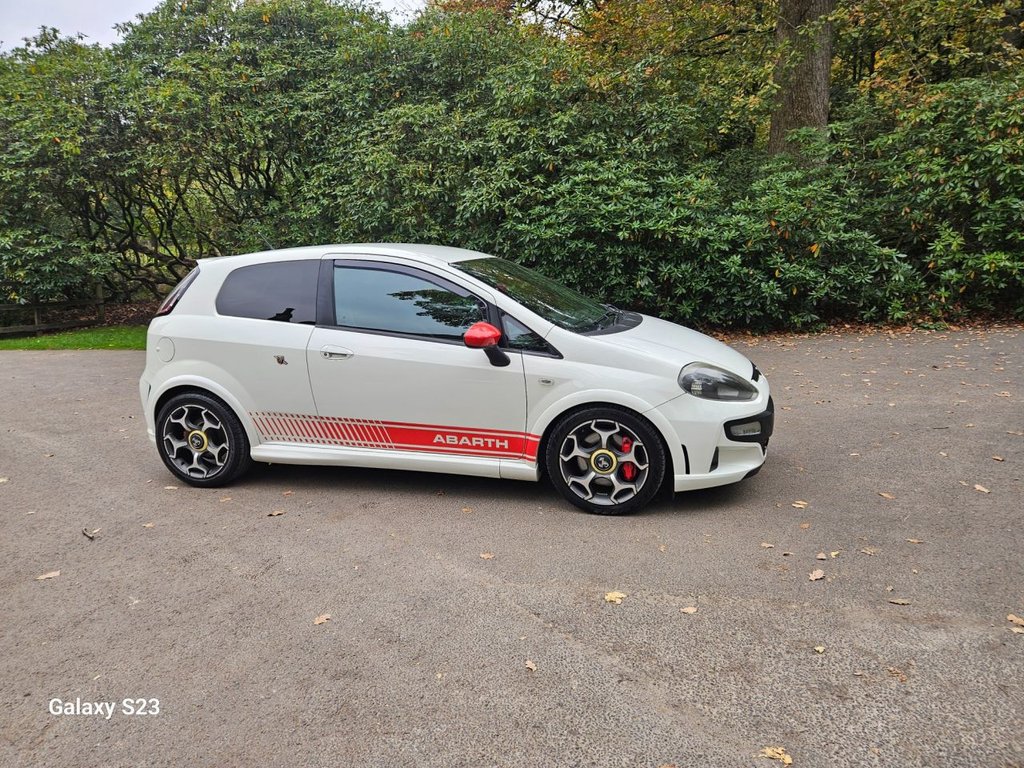 Used Abarth Punto Evo 2011 for sale - 76376323: Photo 5