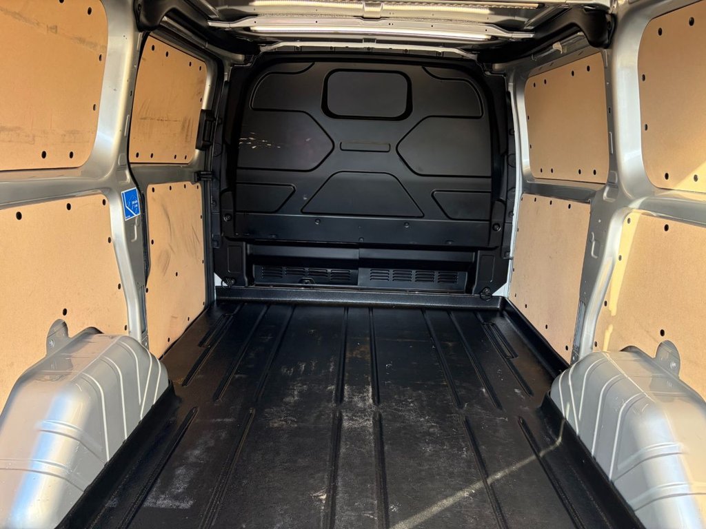 Used Ford Transit Custom 2022 for sale - 77512085: Photo 18