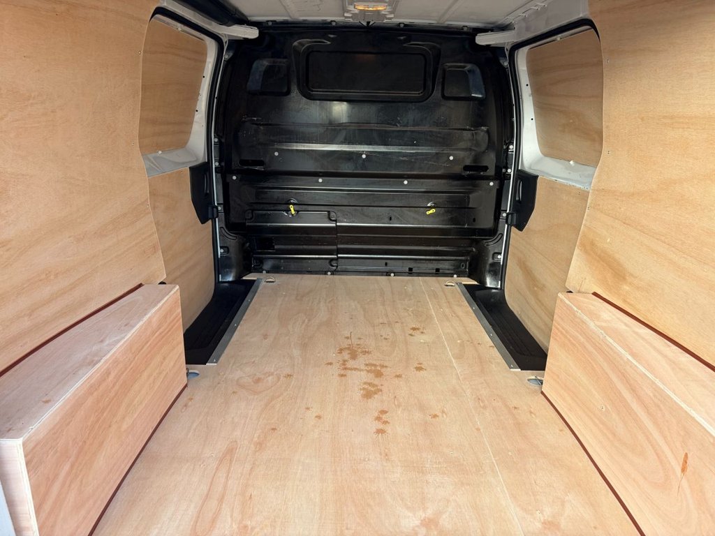 Used Vauxhall Vivaro 2022 for sale - 77512097: Photo 17