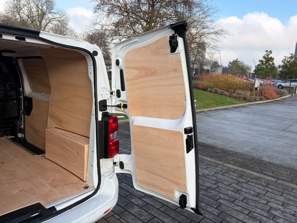 Used Vauxhall Vivaro 2022 for sale - 77512097: Photo 19