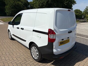Used Ford Transit Courier 2020 for sale - 79008887: Photo