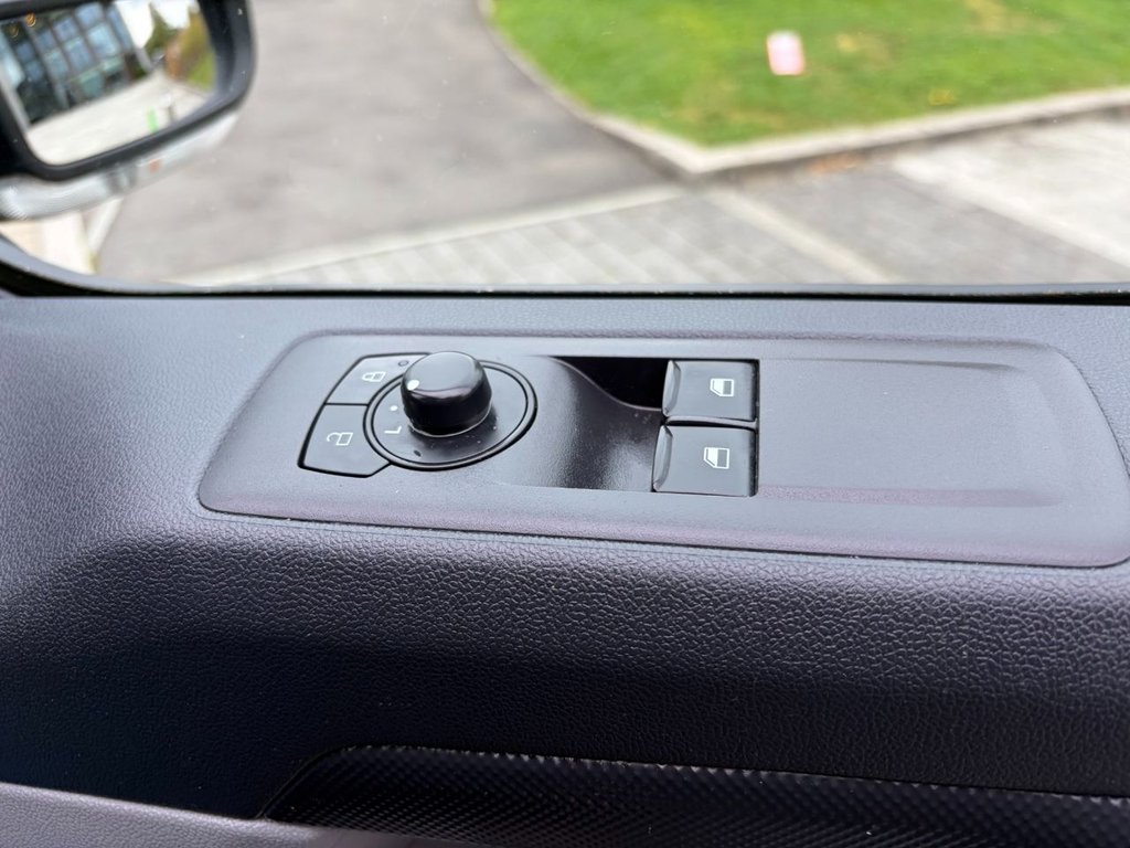 Used Ford Transit Custom 2024 for sale - 78097238: Photo 21