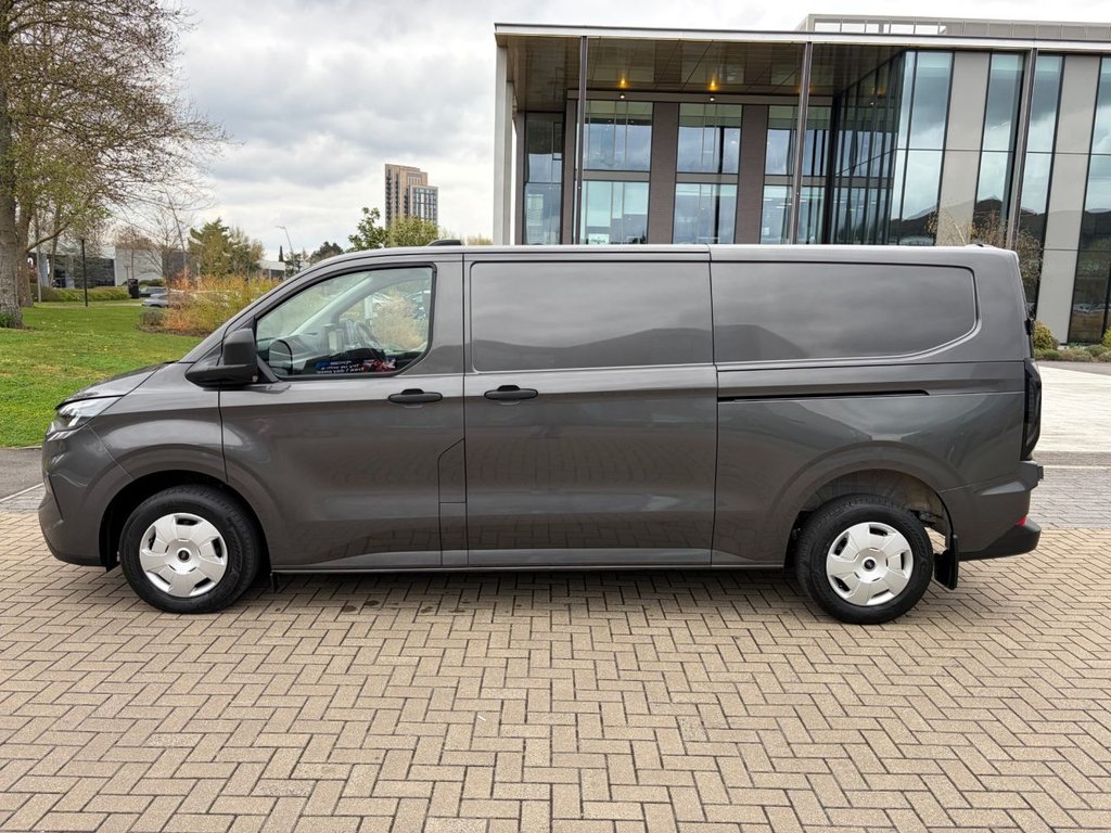 Used Ford Transit Custom 2024 for sale - 78097238: Photo 3
