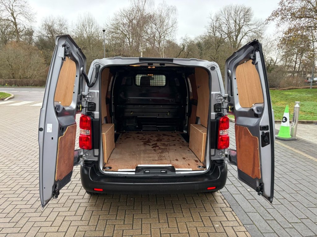 Used Toyota ProAce 2022 for sale - 77507296: Photo 14