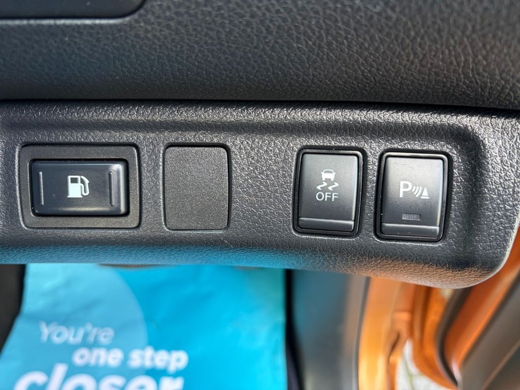 Used Nissan Navara 2017 for sale - 77593840: Photo 21