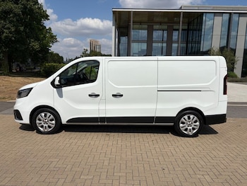 Used Renault Trafic 2023 for sale - 79221381: Photo
