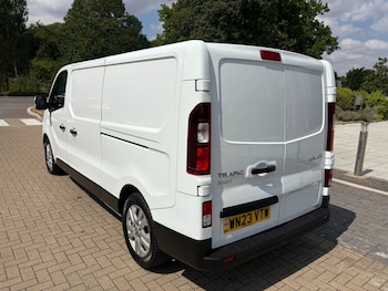 Used Renault Trafic 2023 for sale - 79221381: Photo