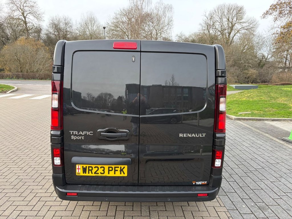 Used Renault Trafic 2023 for sale - 77582935: Photo 8