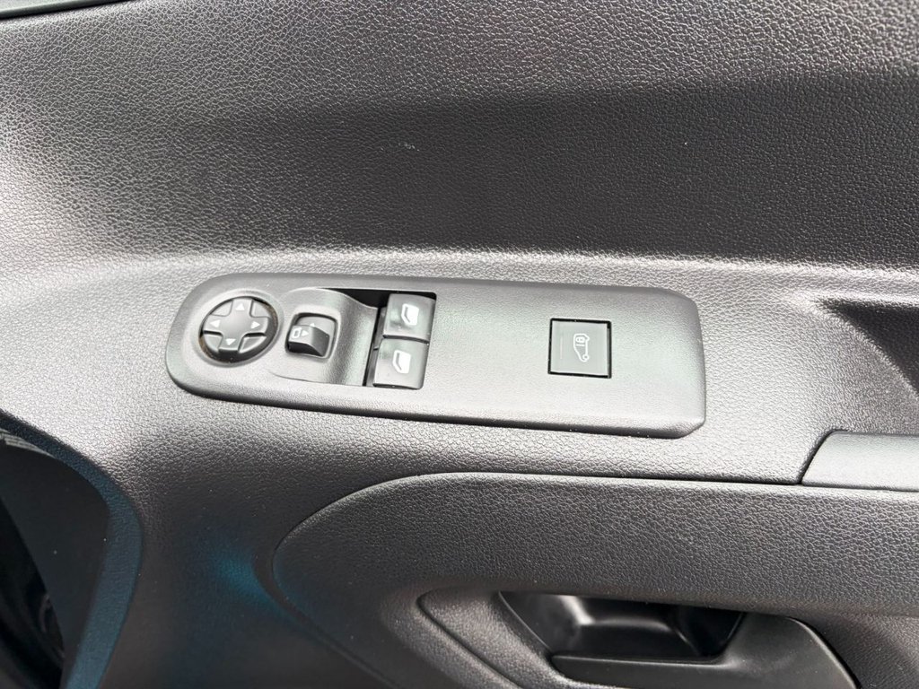 Used Citroen Berlingo 2020 for sale - 77904789: Photo 20