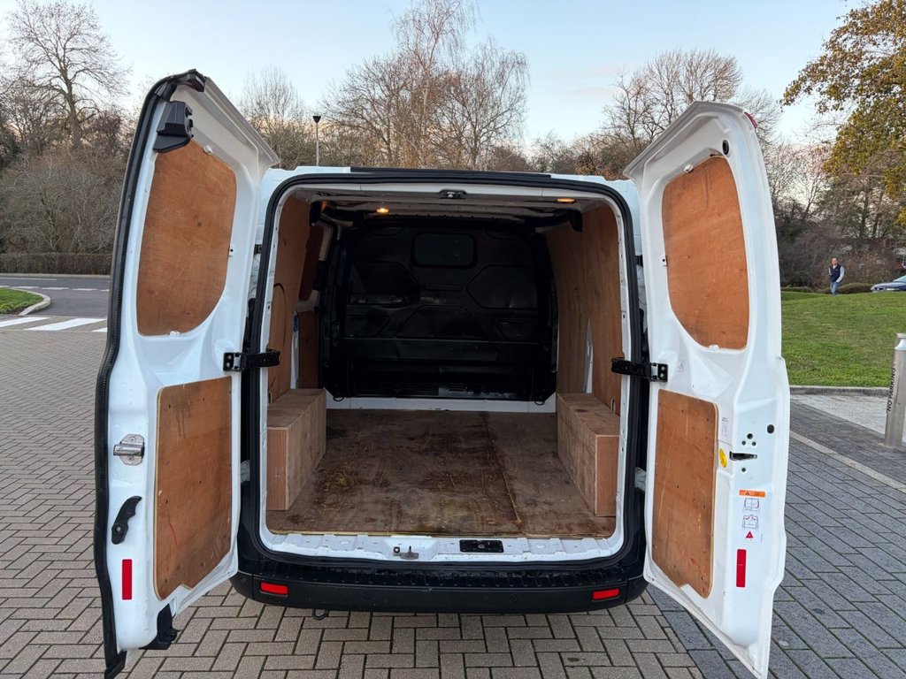 Used Ford Transit Custom 2022 for sale - 76772991: Photo 14