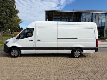 Used Mercedes-Benz Sprinter 2023 for sale - 76266477: Photo