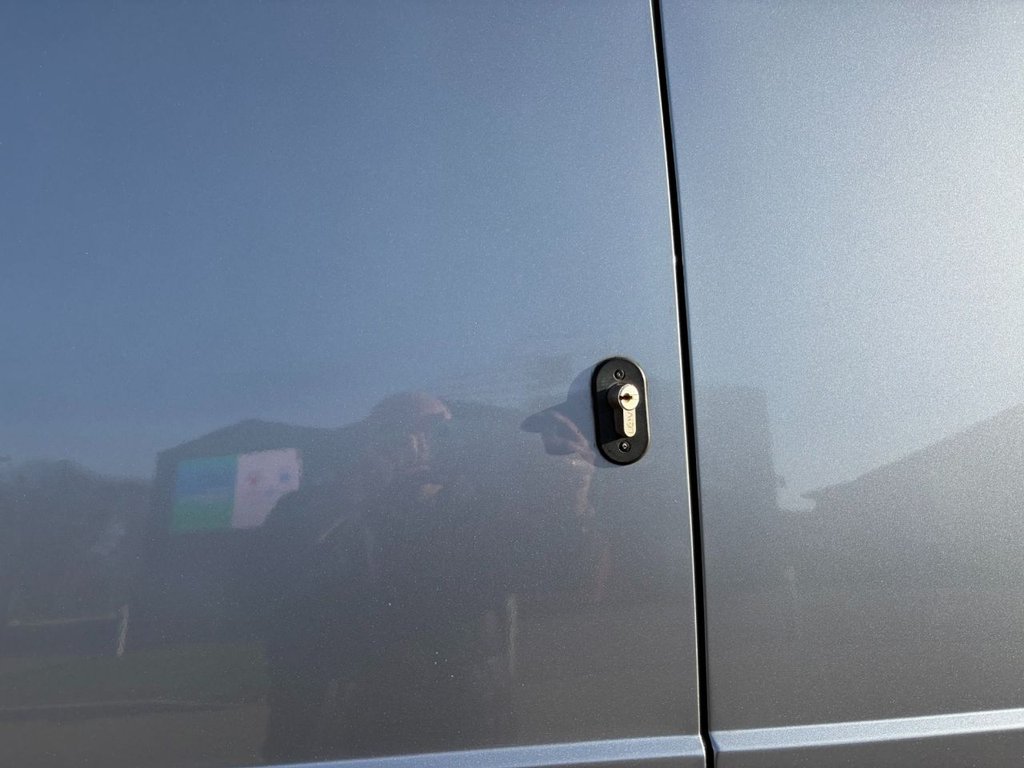 Used Vauxhall Vivaro 2023 for sale - 77582950: Photo 5