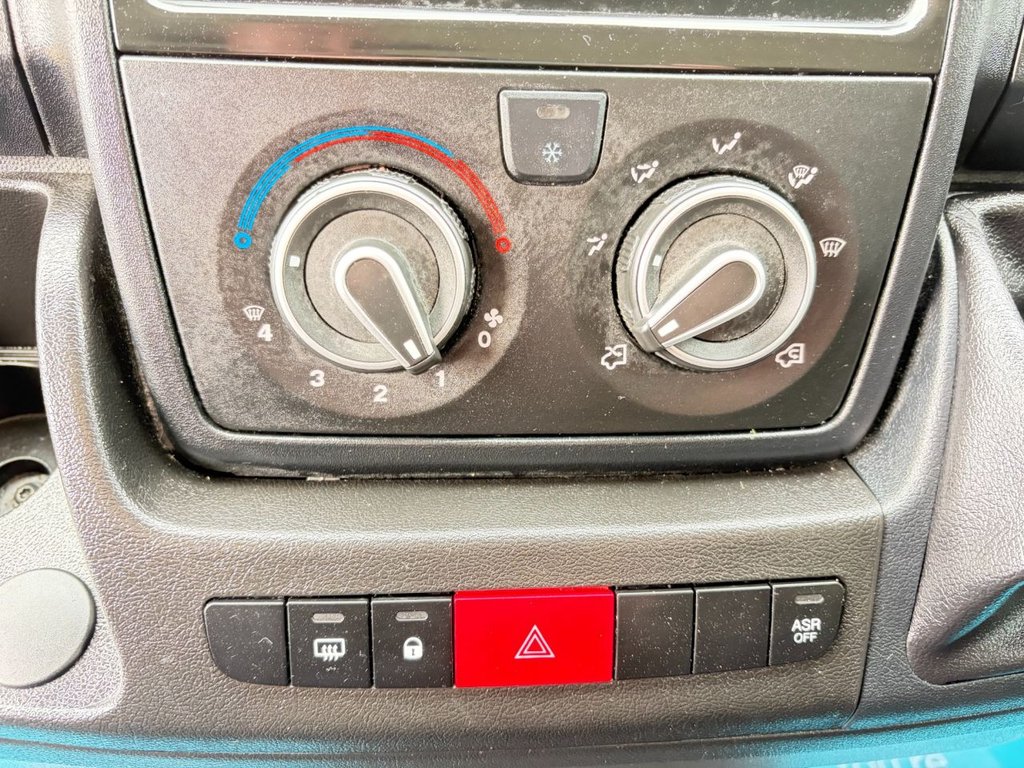 Used Citroen Relay 2024 for sale - 76266880: Photo 25