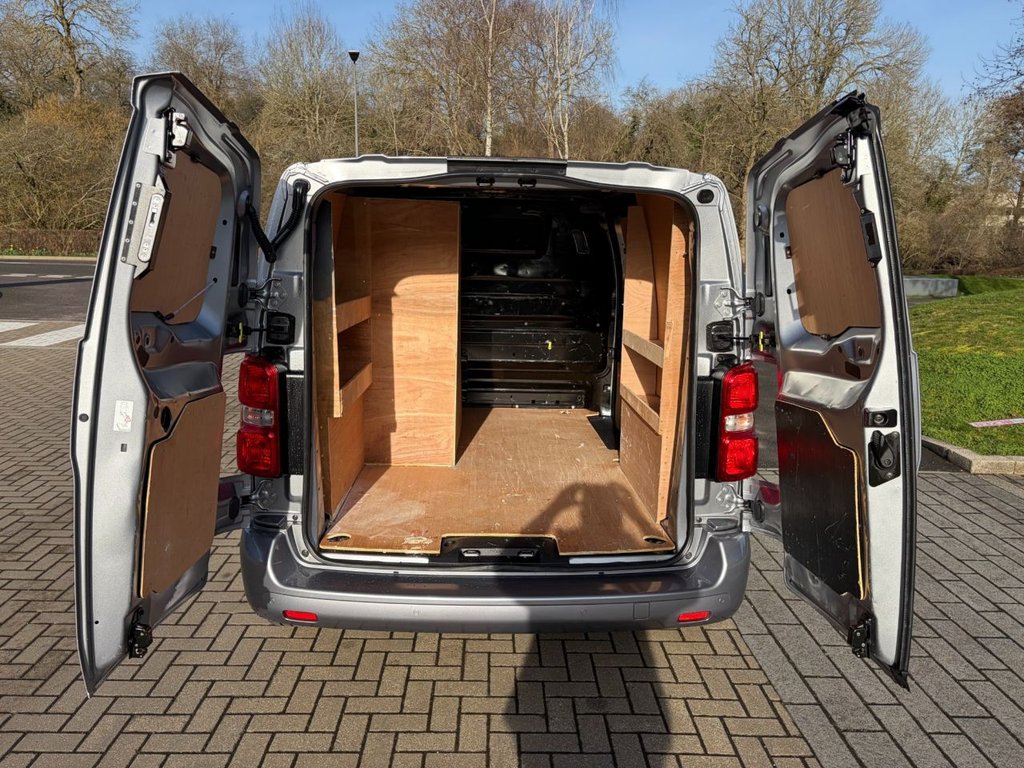 Used Vauxhall Vivaro 2023 for sale - 77904620: Photo 17