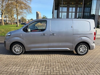 Used Vauxhall Vivaro 2023 for sale - 77904620: Photo