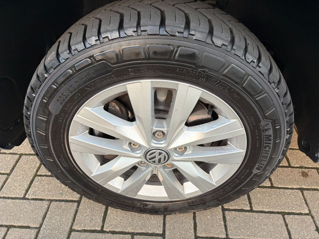 Used Volkswagen Transporter 2023 for sale - 77512116: Photo 32