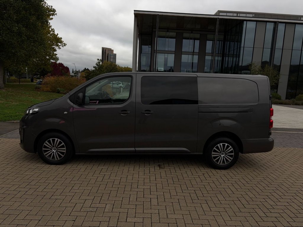 Used Vauxhall Vivaro 2021 for sale - 76266868: Photo 3