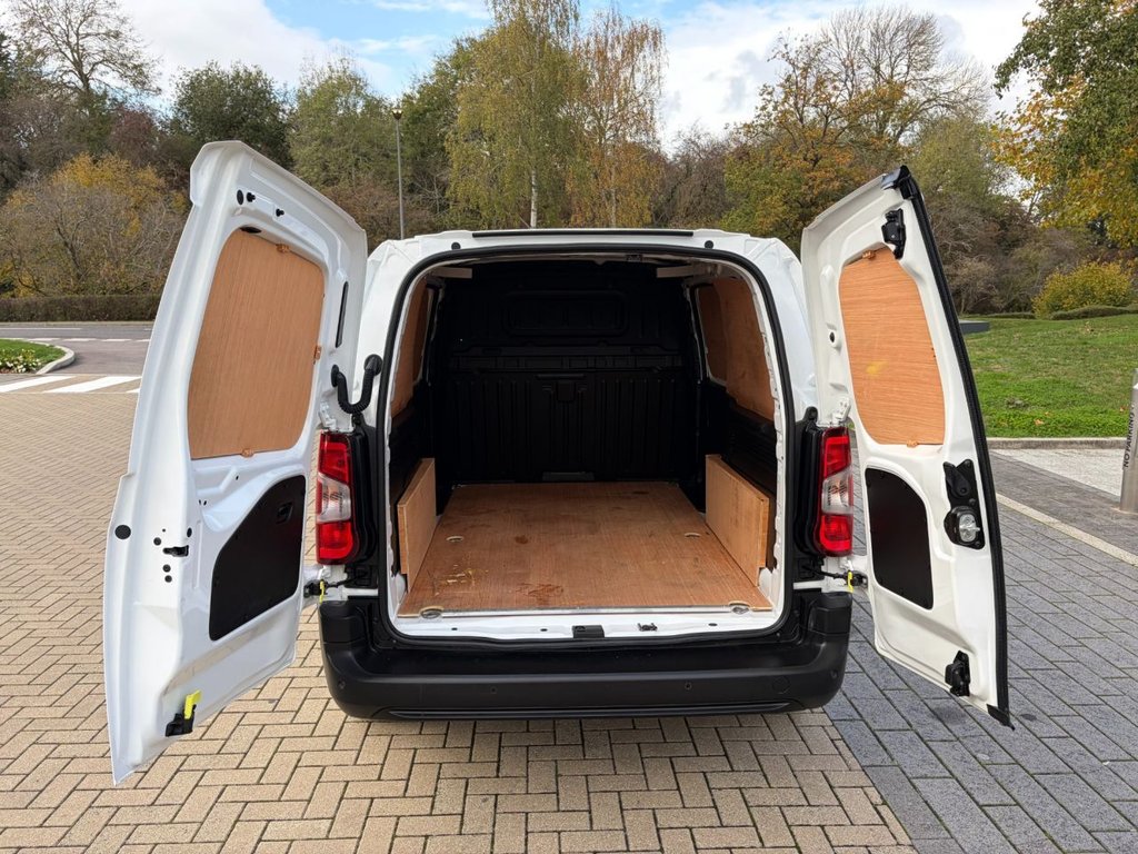 Used Vauxhall Combo 2022 for sale - 76266750: Photo 14