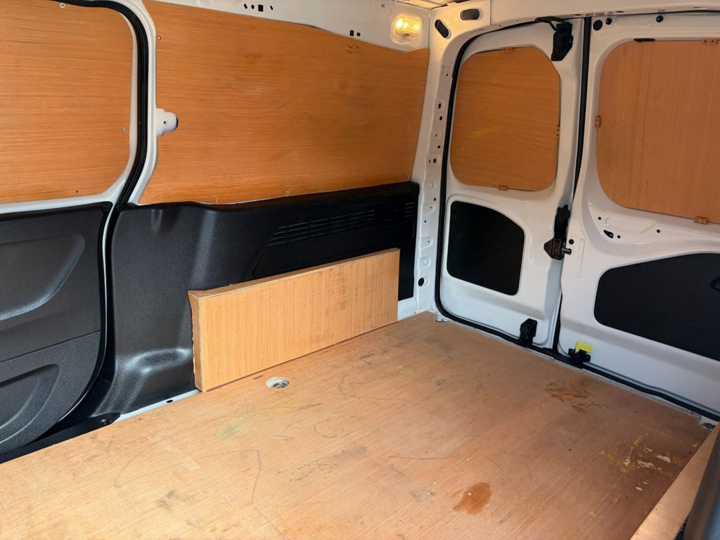 Used Vauxhall Combo 2022 for sale - 76266750: Photo 17