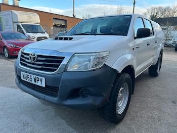 Toyota Hilux feature image