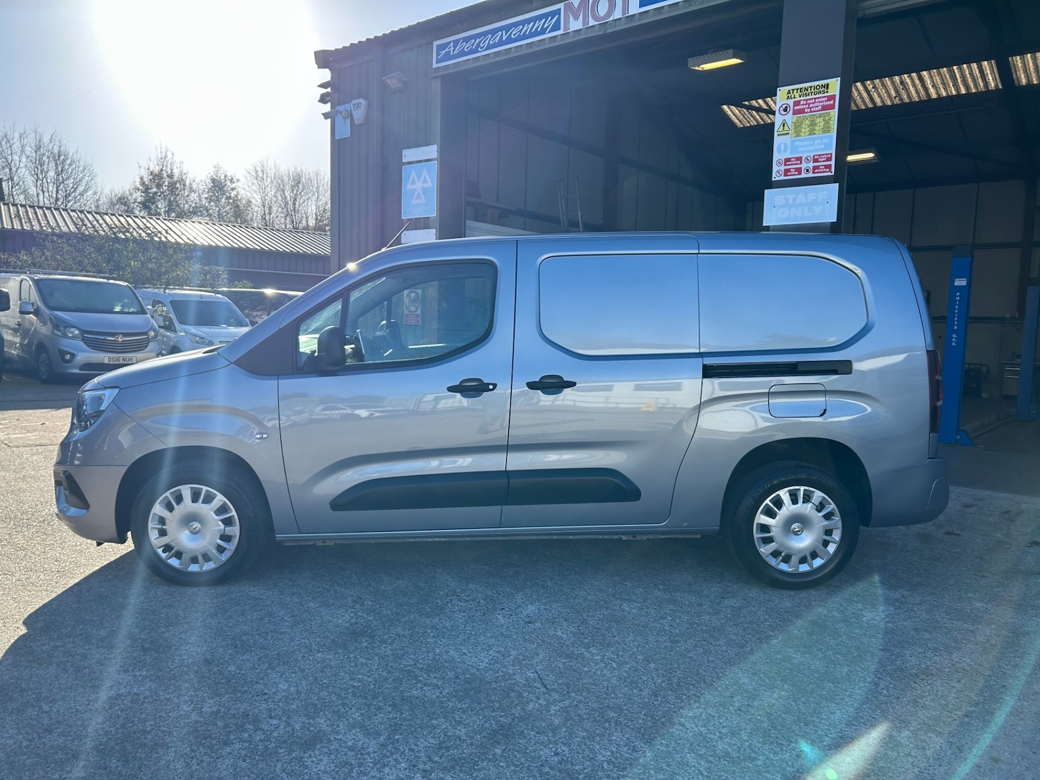 Used Vauxhall Combo 2021 for sale - 76599559: Photo 5