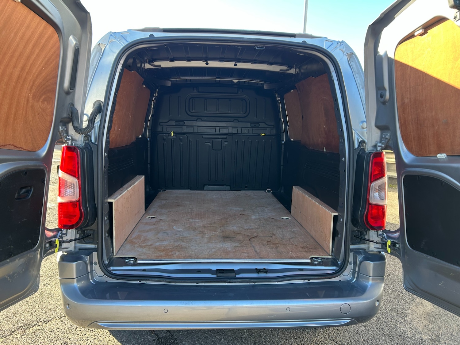 Used Vauxhall Combo 2021 for sale - 76599559: Photo 9