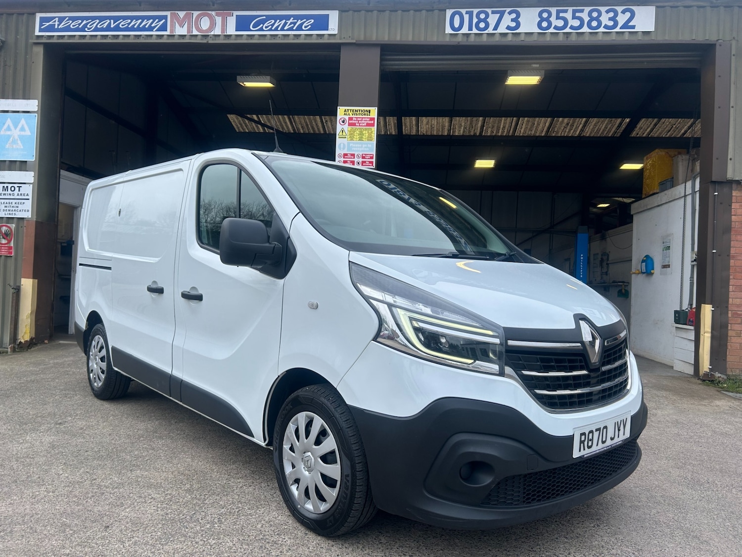 Used Renault Trafic 2020 for sale - 77903881: Photo 2