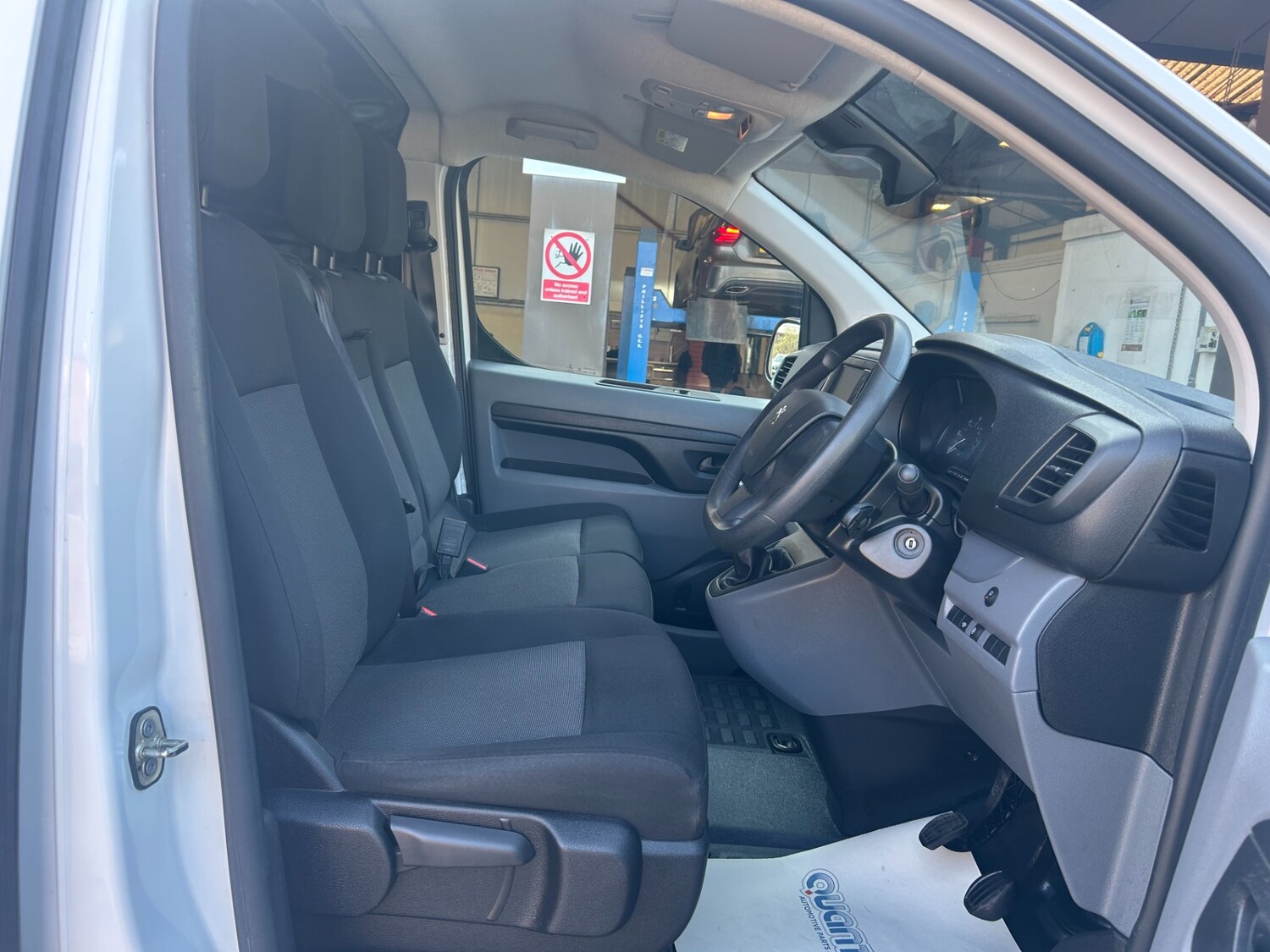 Used Peugeot Expert 2022 for sale - 77742564: Photo 12