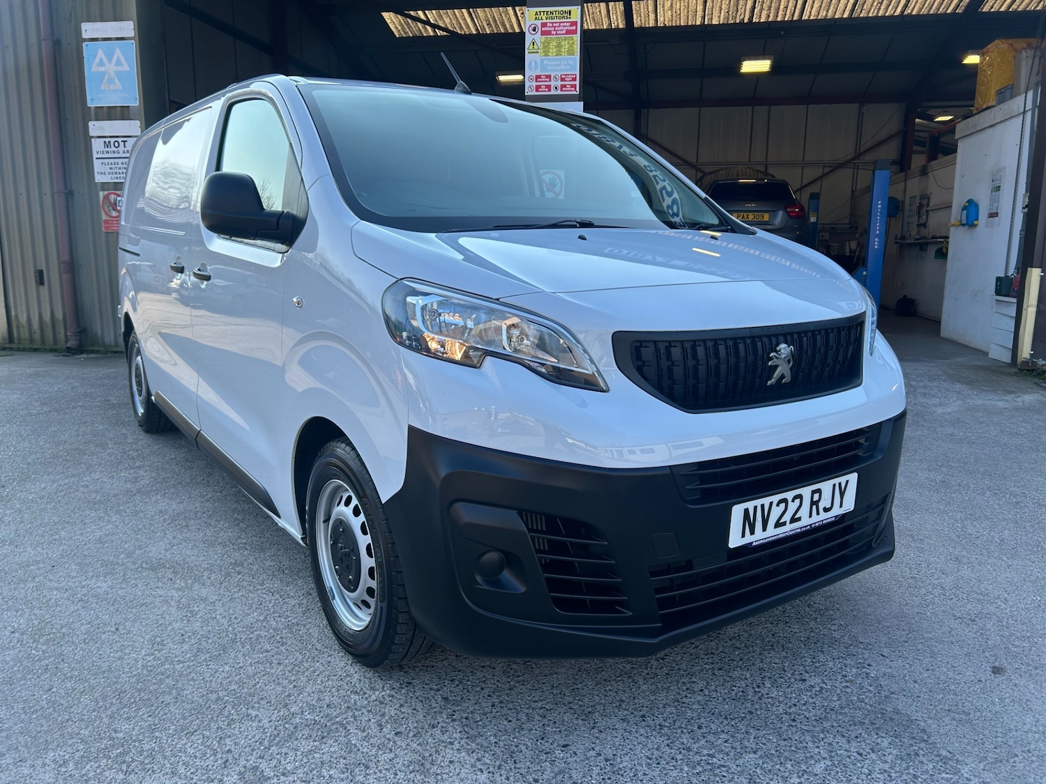 Used Peugeot Expert 2022 for sale - 77742564: Photo 17