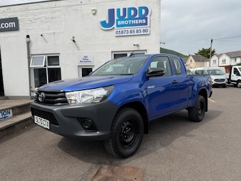 Used Toyota Hilux 2020 for sale - 78746310: Photo