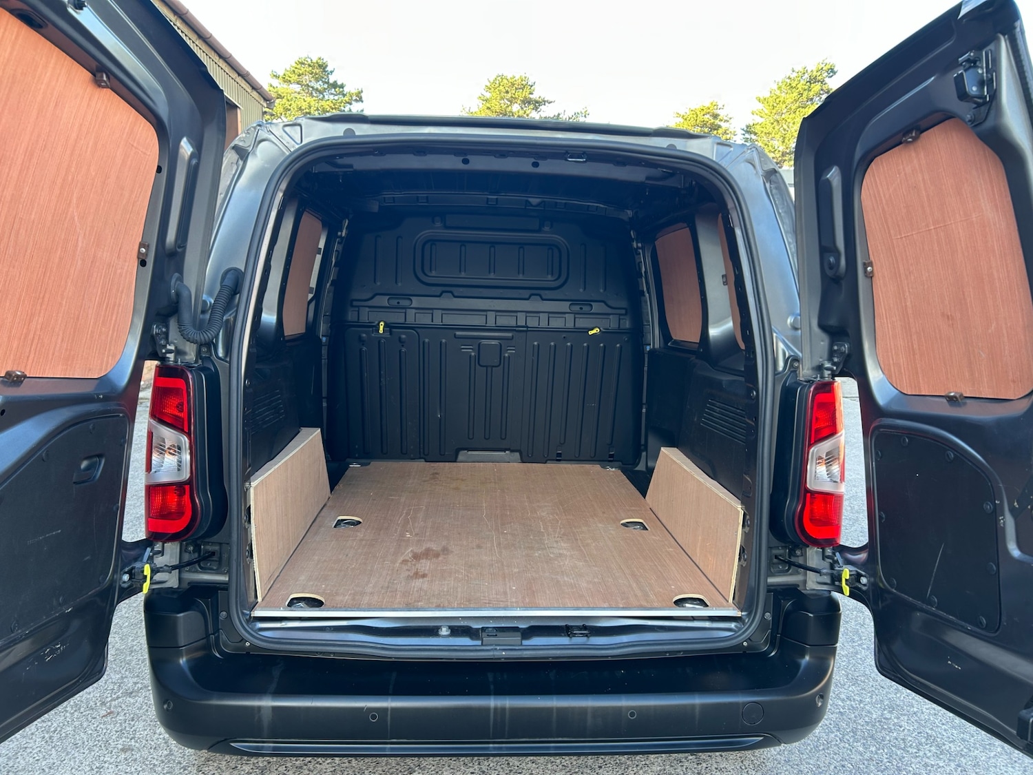 Used Citroen Berlingo 2023 for sale - 76477577: Photo 9