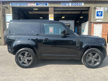 Used Land Rover Defender 2024 for sale - 79526036: Photo