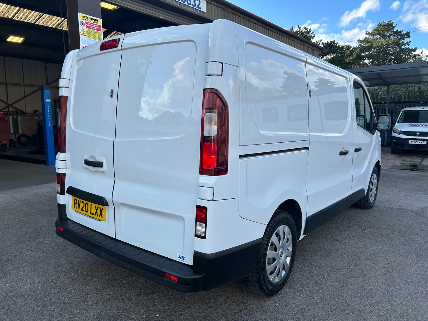 Used Renault Trafic 2020 for sale - 76494157: Photo 8