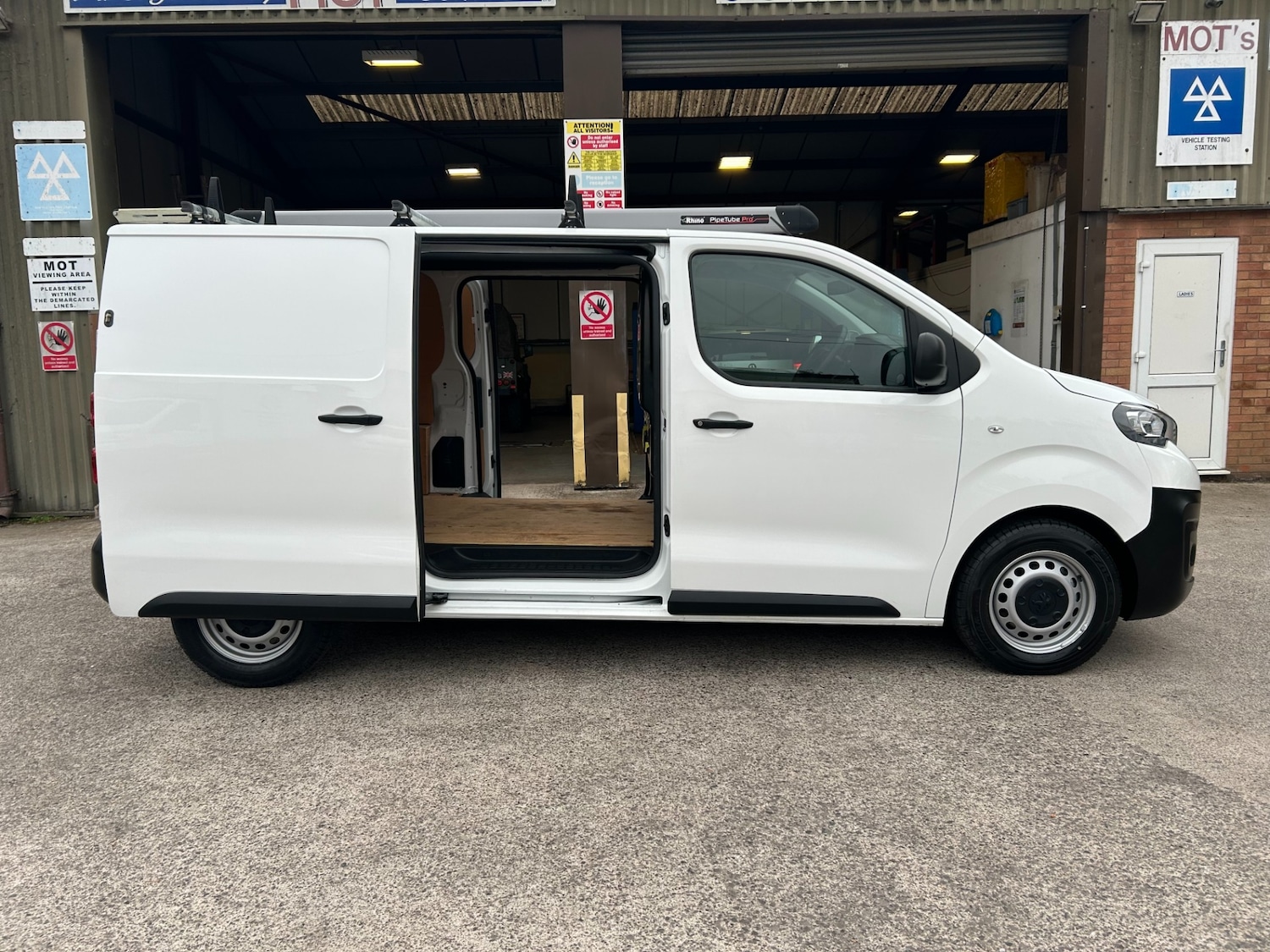 Used Peugeot Expert 2021 for sale - 76273177: Photo 4